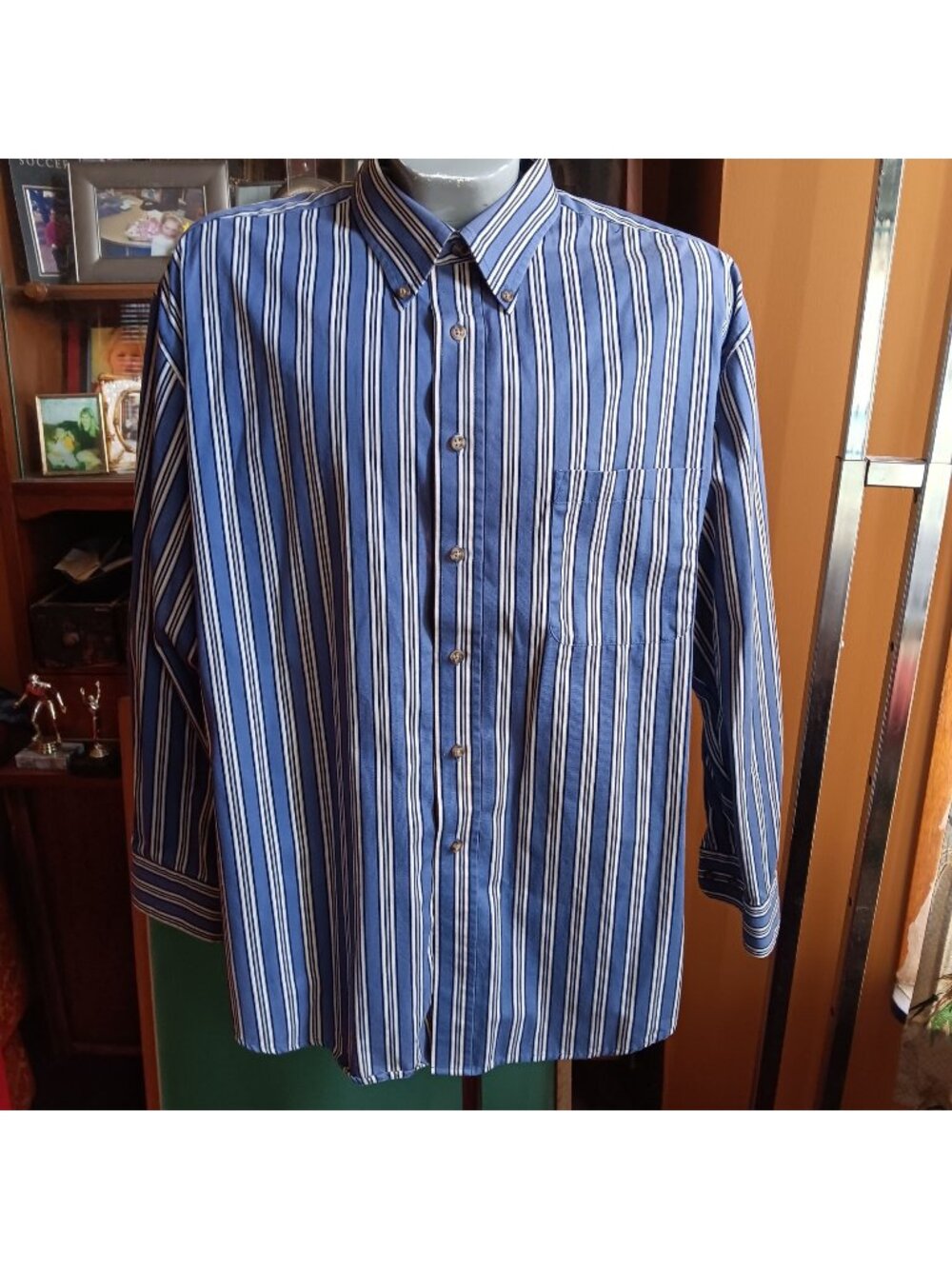 Vintage XL Men's Towncraft Shirt 1990's Preppy Wrinkle-Free Blue Striped Cotton